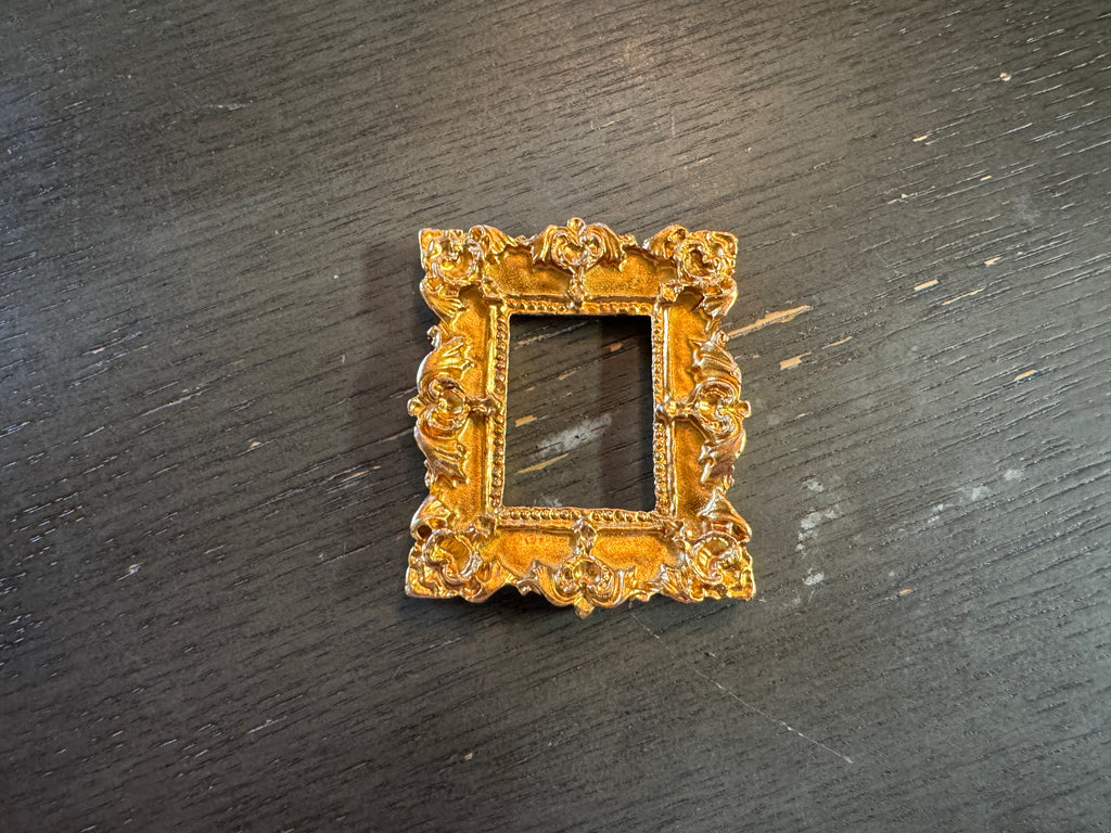 Gold Mini Frames – Set of 5